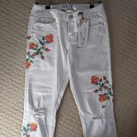 Dex women's jeans NWT - Picture 6 of 7